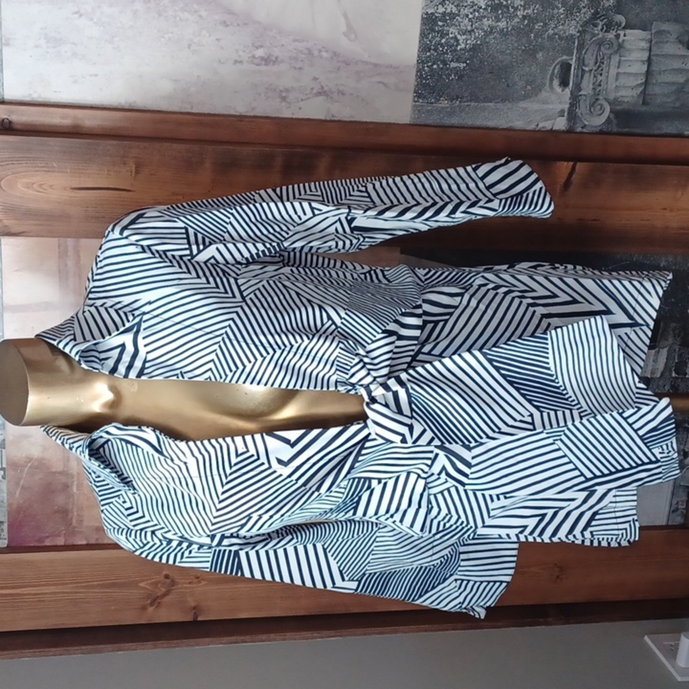 Neiman  Marcus  blouse